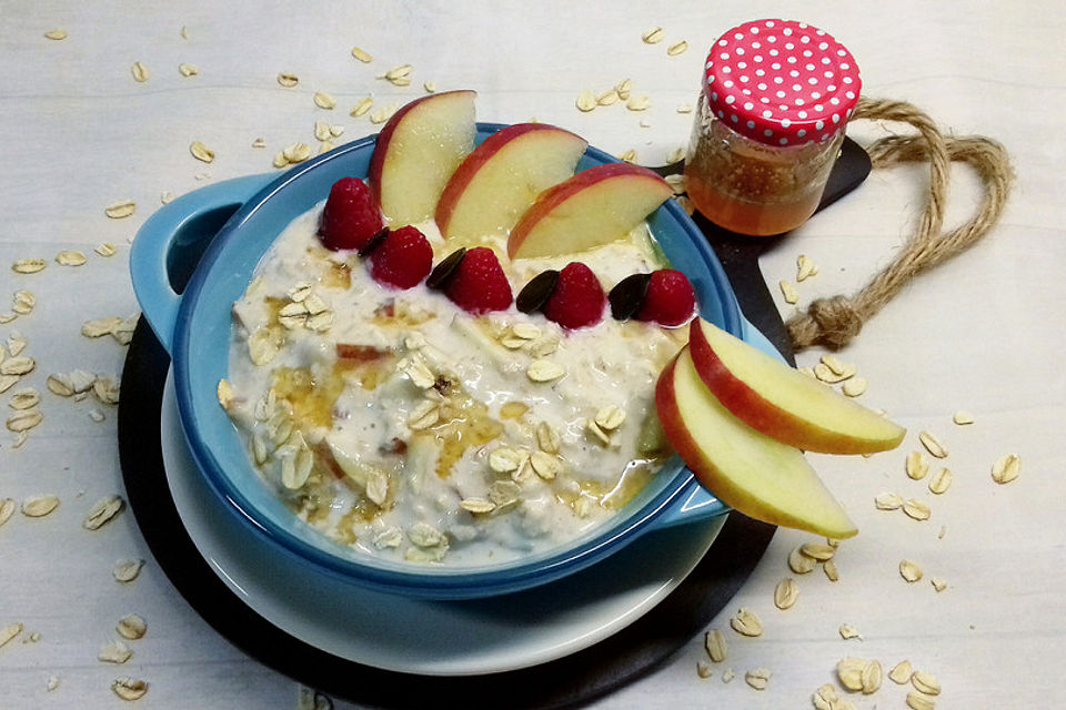 Apfel-Rosinen-Müsli