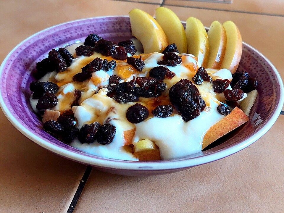 Apfel-Rosinen-Müsli von Sara-Kaiser| Chefkoch