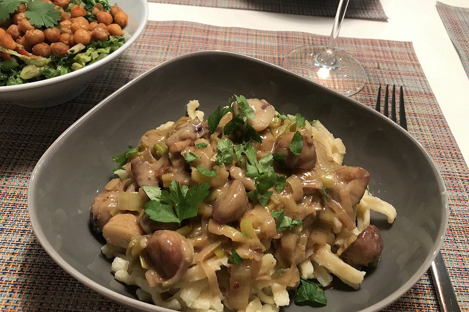 Spaghetti mit Maronen und Lauch