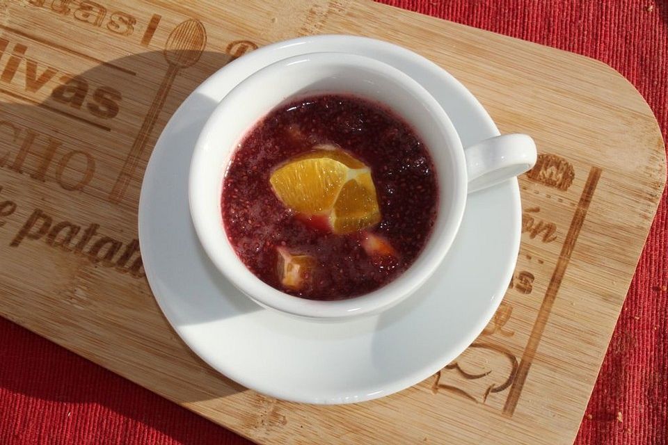 Granatapfel-Chia-Pudding mit Orange