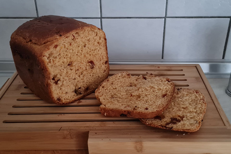 Tomatenbrot mit Oregano, Chiliflocken und Knoblauch