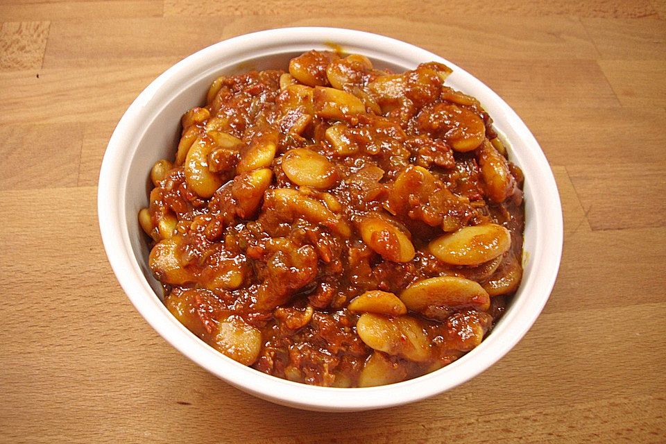 Weiße Bohnen mit Tomatensoße Weiße Bohnen mit Tomatensoße