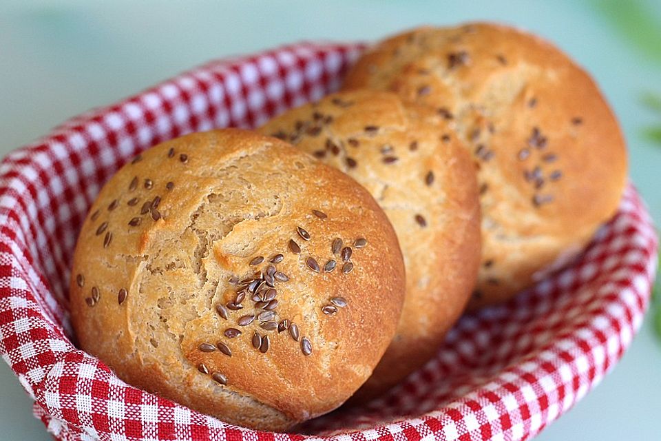 Dinkel-Malzbier-Brötchen