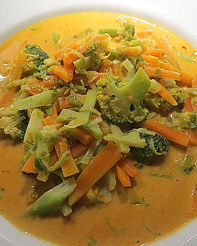 Brokkoli-Curry-Kokosmilch-Suppe