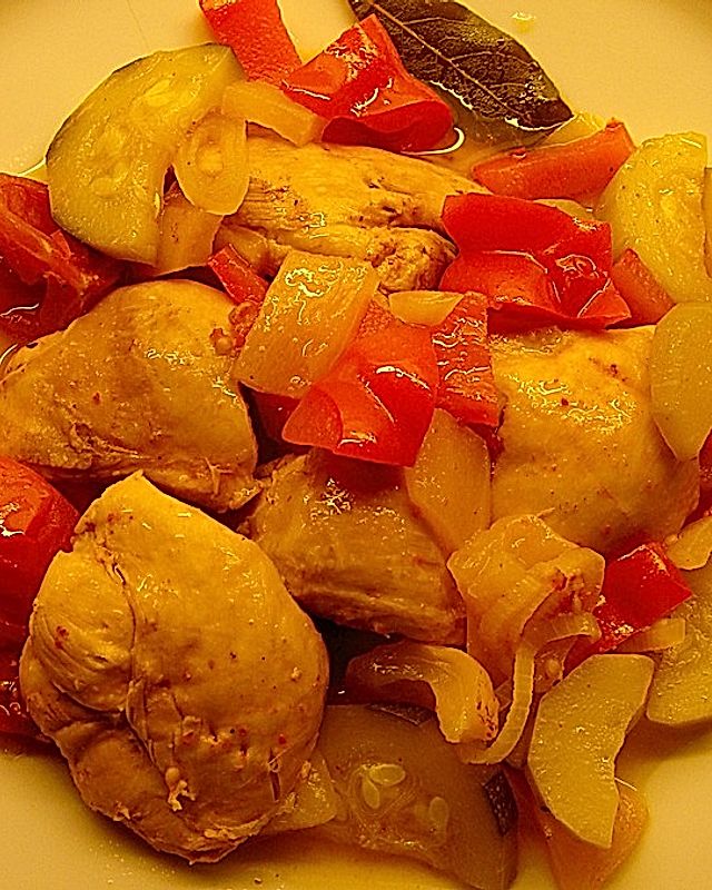 Türkische Huhn-Gemüse-Kasserolle