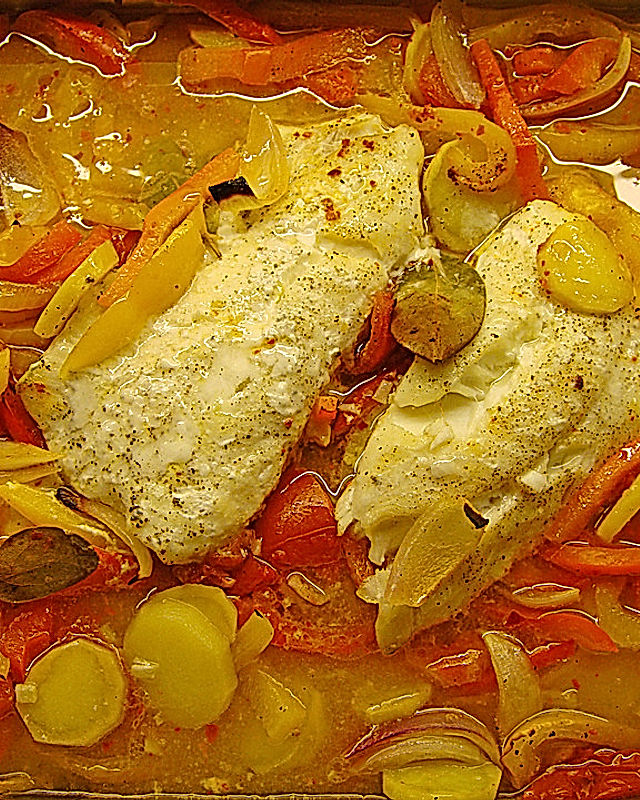 Seebarsch mit Gemüse in Olivenöl- Zitronensauce