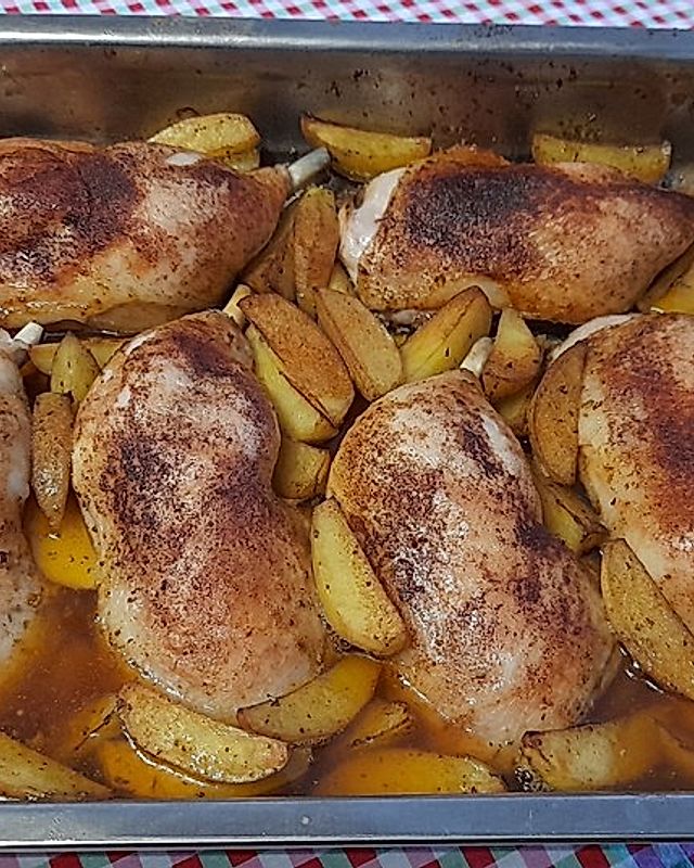 Kartoffelpfanne mit Hähnchenschenkeln