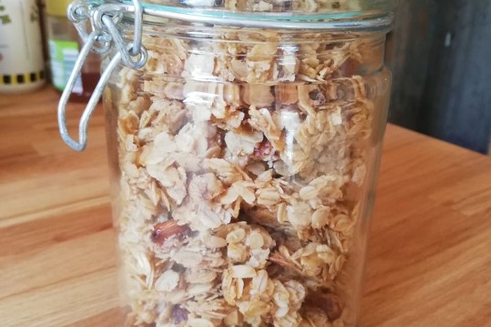 Gesundes Granola Knuspermüsli