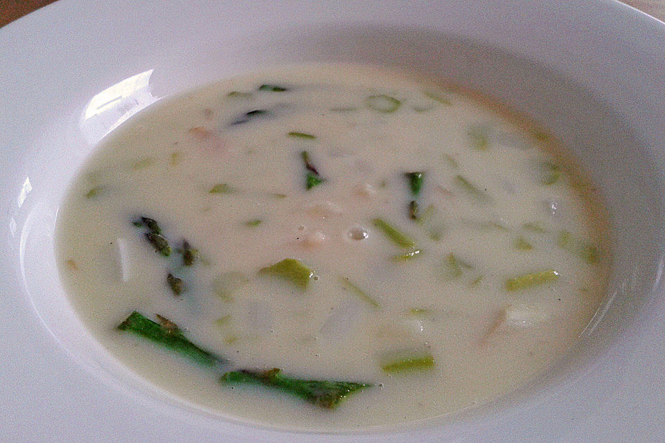 Spargelcremesuppe