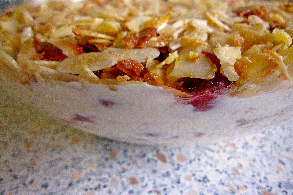 Frischkäse-Kirsch-Dessert