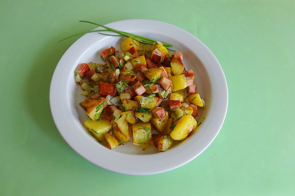 Deftige Kartoffel-Fleischkäse Pfanne