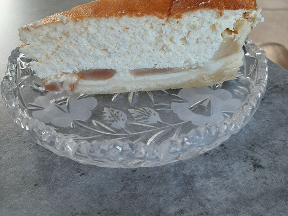 Käsekuchen mit Birnen und Äpfeln, dazu einen leckeren Pharisäer von ...