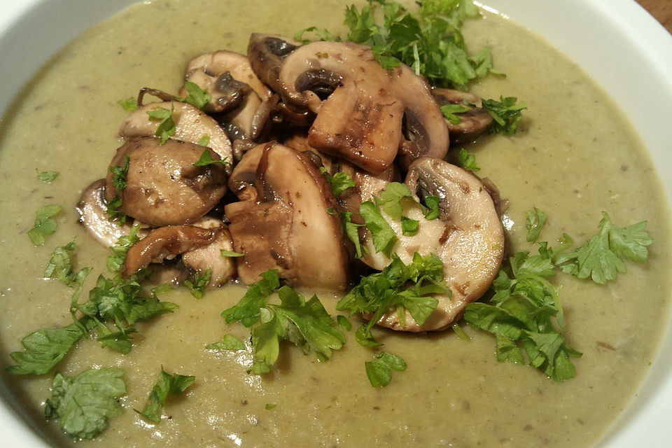 Kartoffel-Champignon Suppe