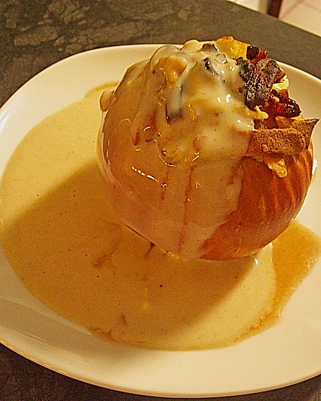 Bratapfel mit Lebkuchensauce