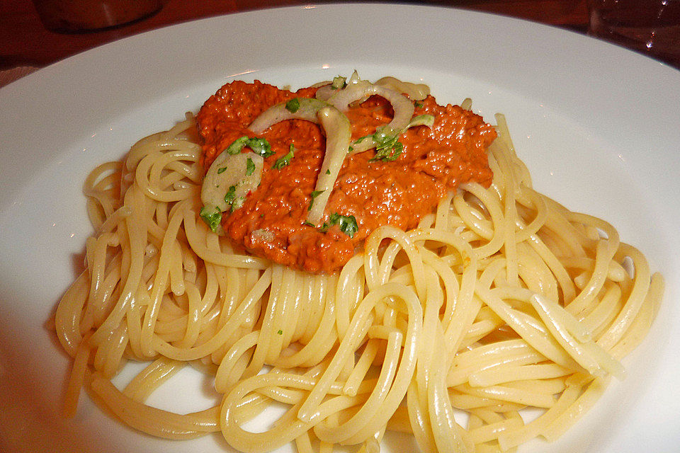 Spaghetti mit Tomatensauce à la Alex