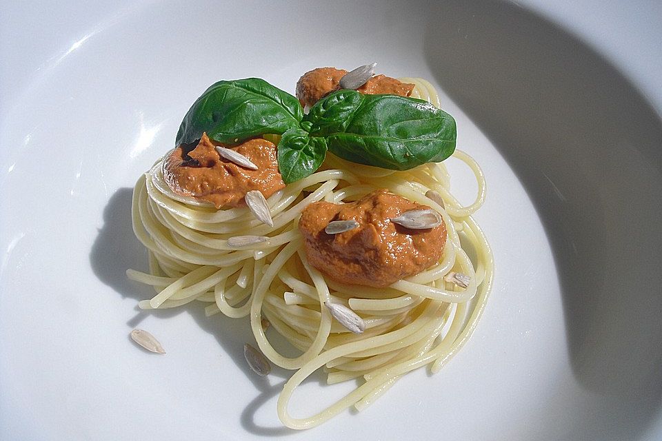 Spaghetti mit Tomatensauce à la Alex