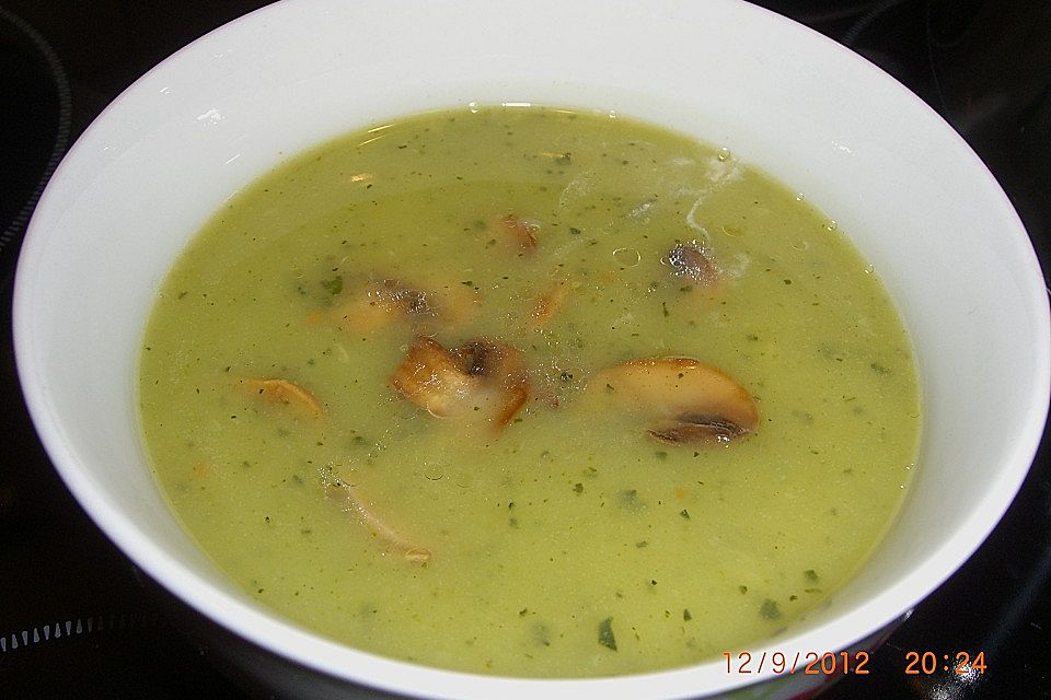 Zucchini - Champignon Rahmsuppe