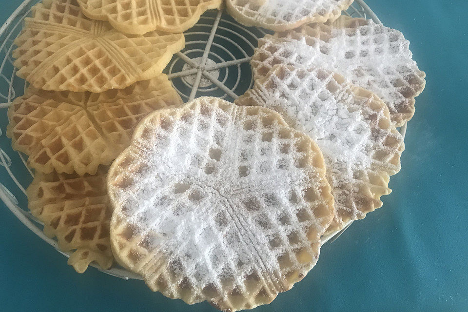 Kartoffelwaffeln mit Birnen- und Apfelmus