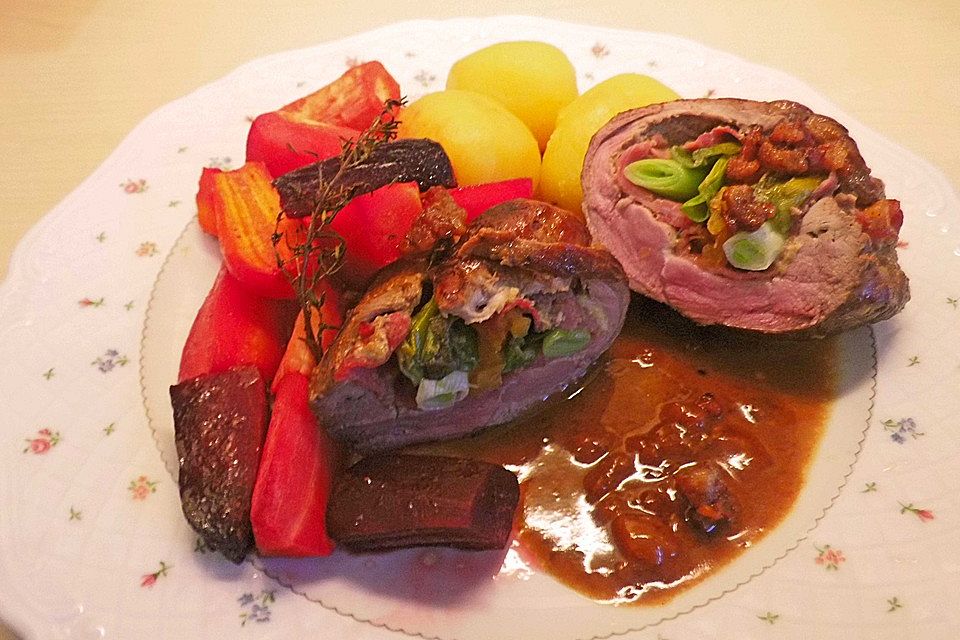 Roulade von der Entenbrust mit Backofengemüse