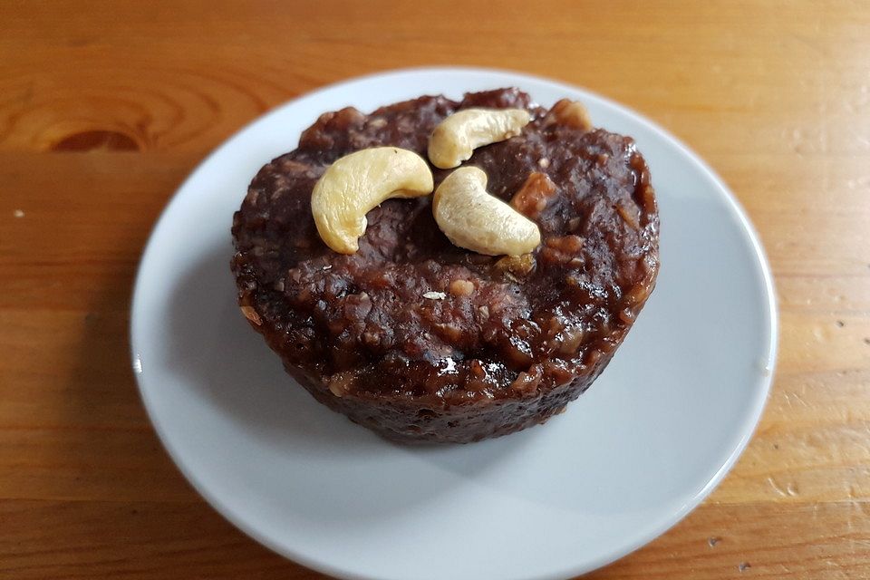 Apfel-Haferflocken-Mikrowellen-Tassenkuchen