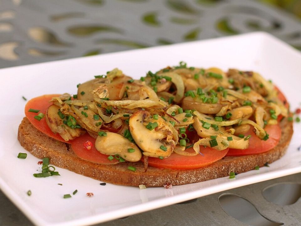 Tomatenbrot mit Pilzen von Ernie53| Chefkoch