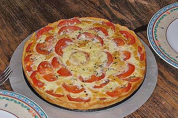 Tomaten - Mozzarella - Basilikum Quiche