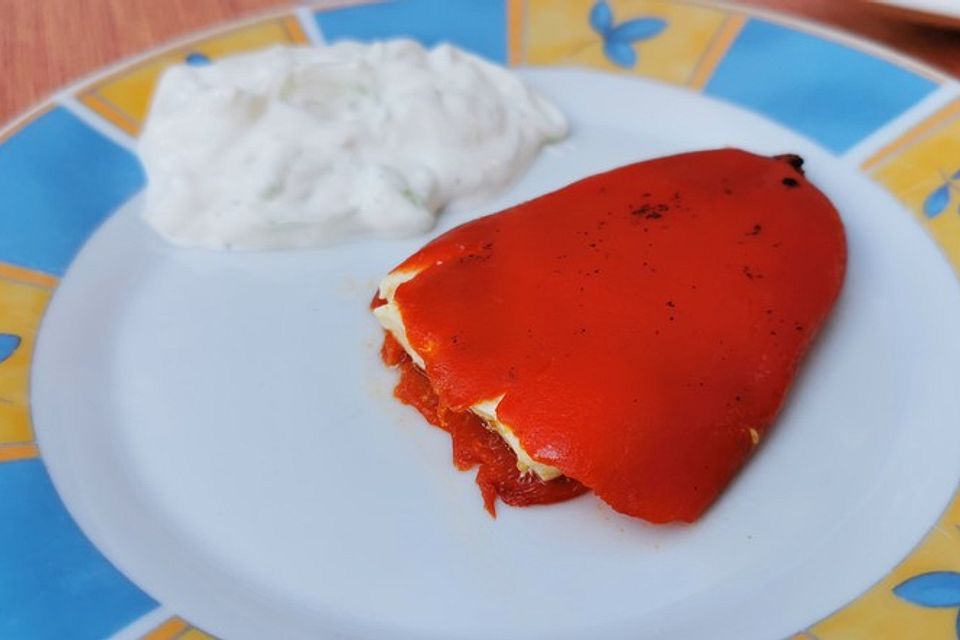 Gegrillte Paprika mit Schafskäse