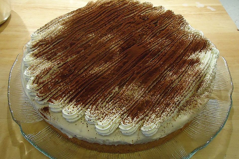 Amaretto-Biskuit-Torte