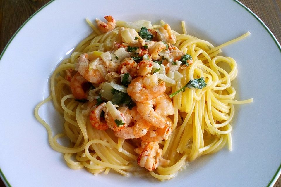 Spaghetti mit Shrimps in Zitronensoße