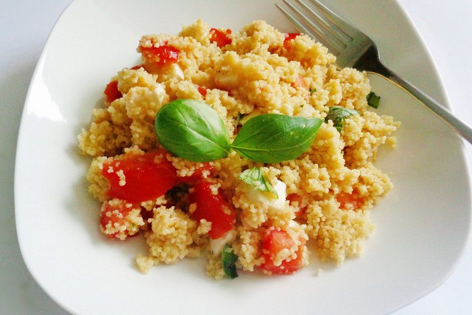 Couscous - Salat mit Tomaten & Mozarella