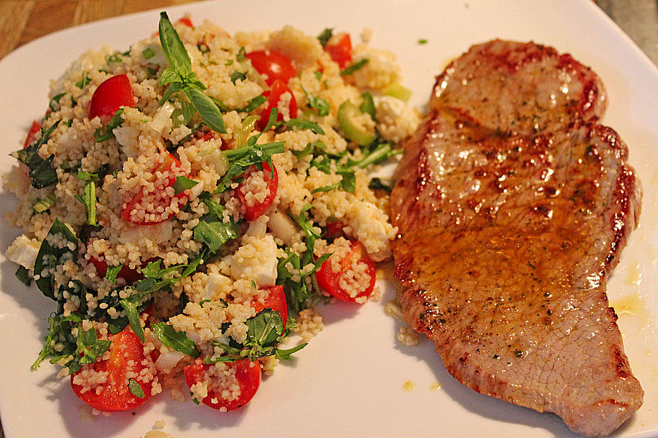 Couscous - Salat mit Tomaten & Mozarella