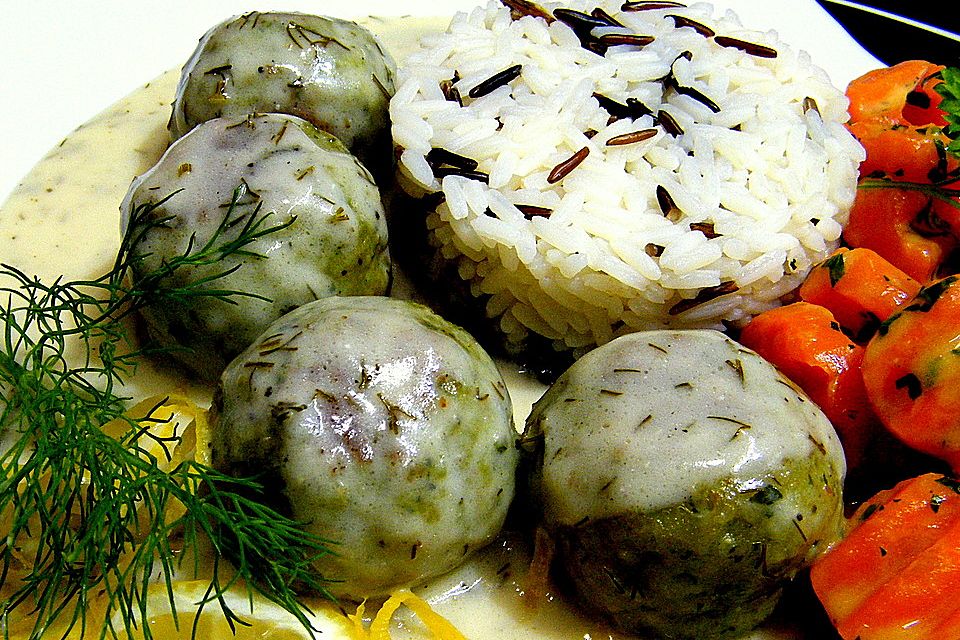 Fischbällchen mit Zitronen-Dill-Soße