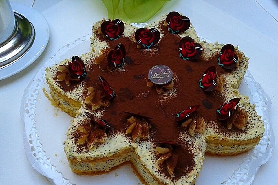 Mohn-Marzipan-Torte