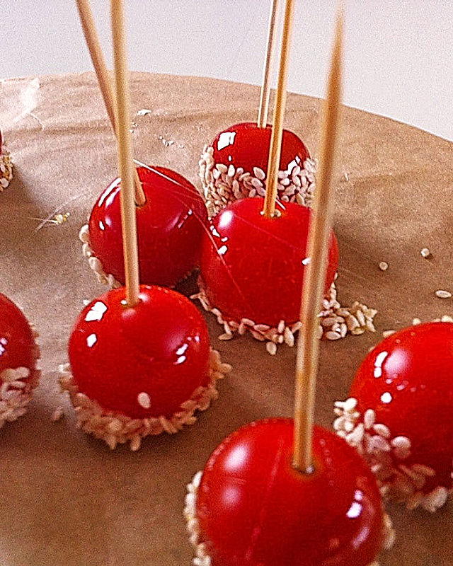 Cherrytomaten karamellisiert wie ein Liebesapfel