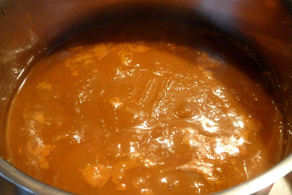 Braune Sauce auf Gemüsebasis Braune Sauce auf Gemüsebasis