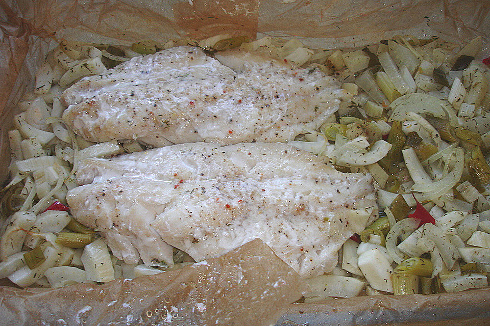 Fischfilet mit Fenchelgemüse in Pergament