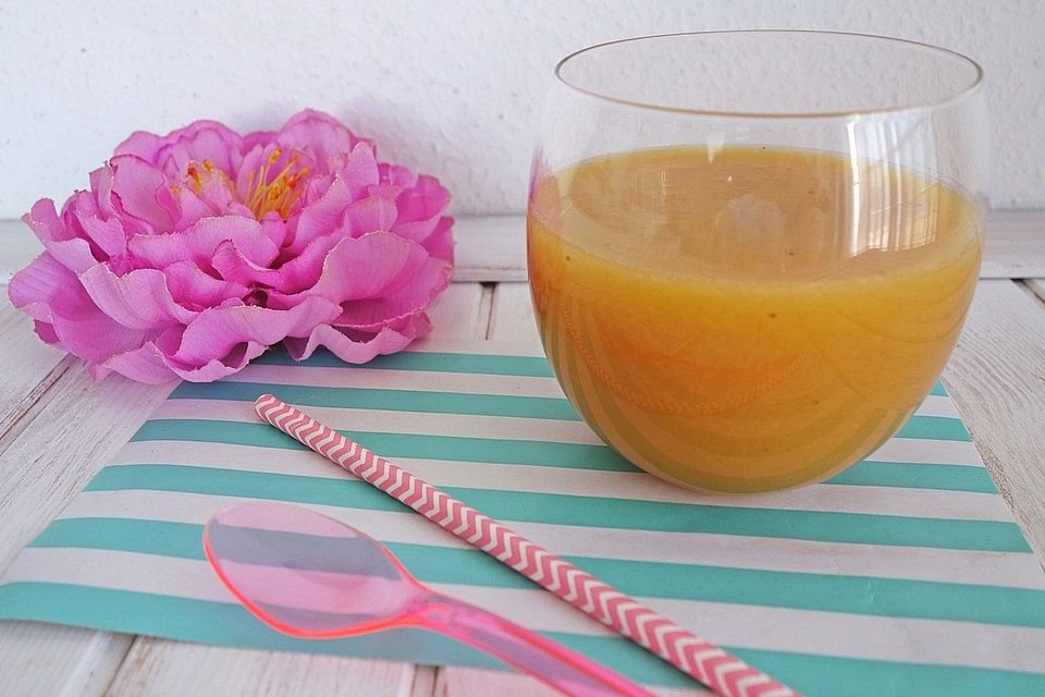 Bananen-Orangen-Limetten Smoothie