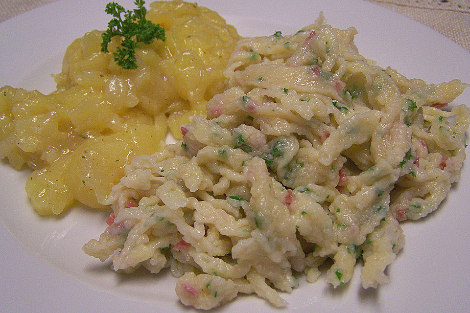 Selbstgemachte Wurstspätzle