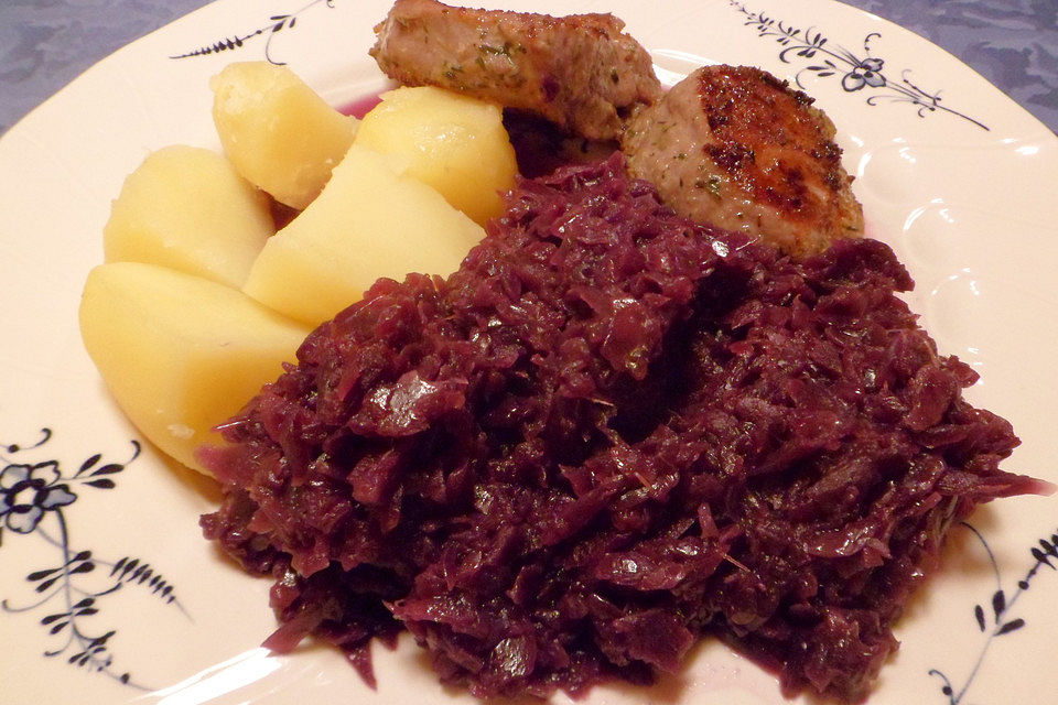 Omas Apfel-Rotkohl