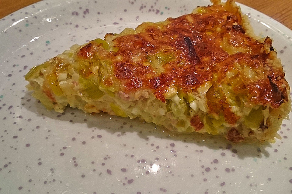 Ziegenkäse-Lauchtarte mit knusprigem Boden