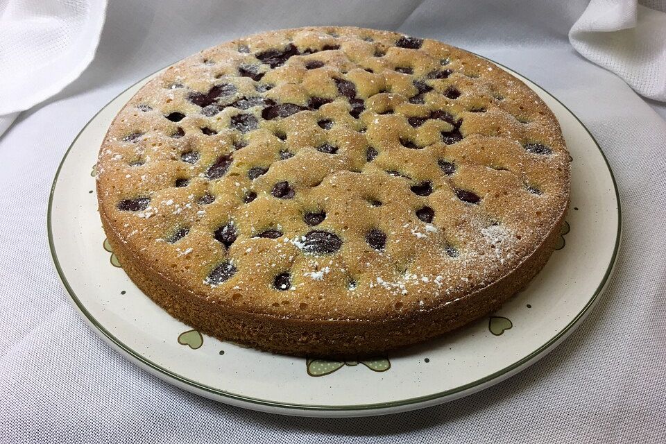 Blechkuchen mit Früchten