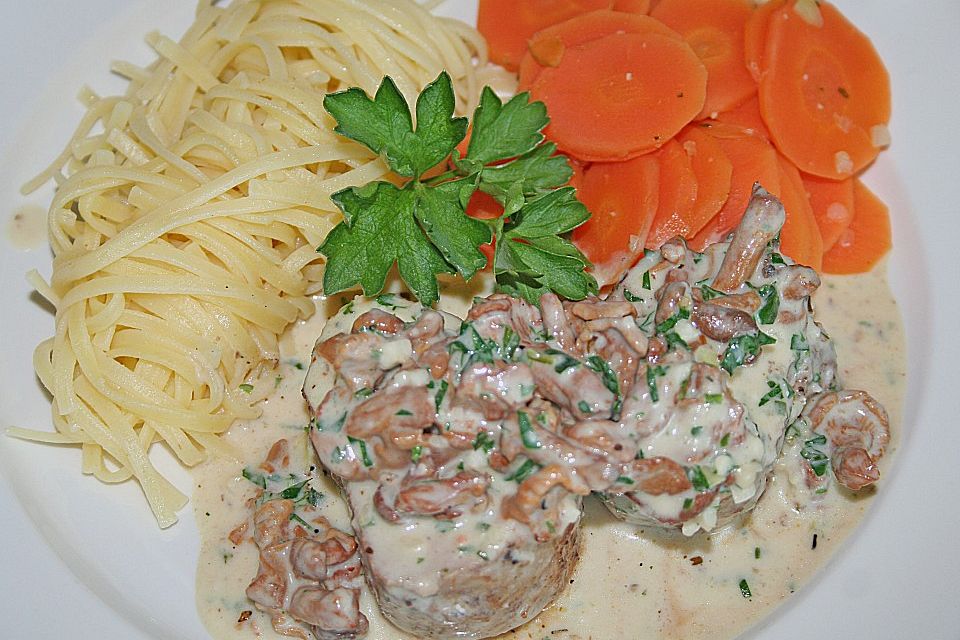 Schweinefilet mit Pfifferlingen