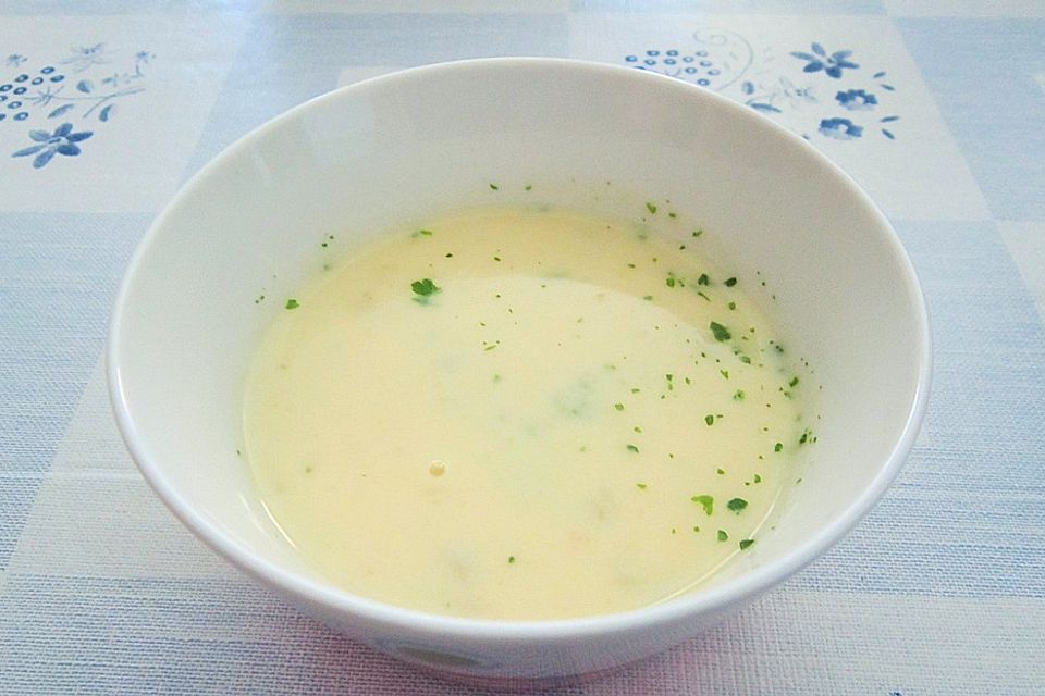 Kohlrabi-Käse-Kartoffel-Suppe