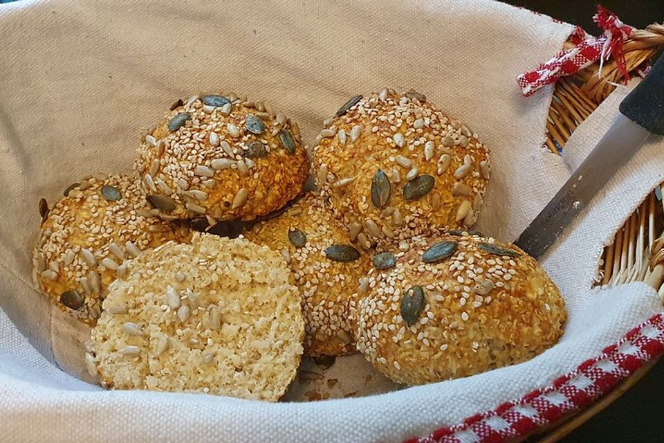 Quark-Haferflocken Brötchen Quark-Haferflocken Brötchen