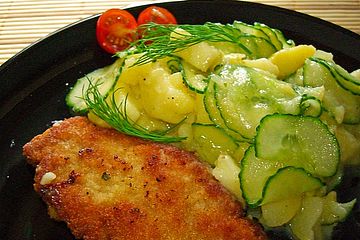 Bayrischer Kartoffelsalat mit Gurke