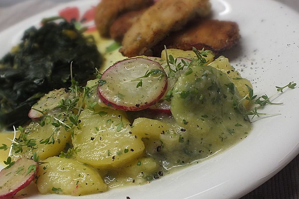 Bayrischer Kartoffelsalat mit Gurke