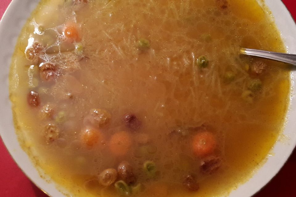 Glasnudelsuppe