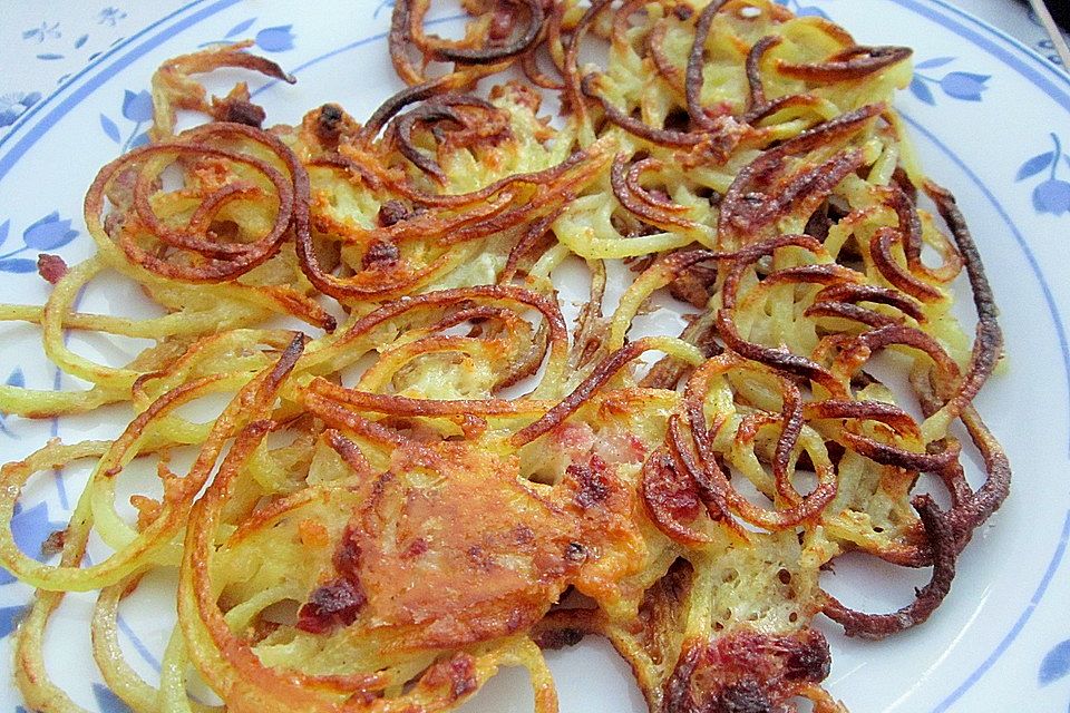 Herzhafte Rösti mit Käse und Bacon