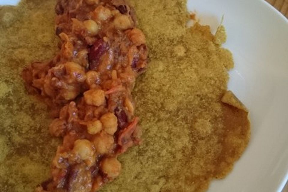 Orientalische Wraps mit Bohnen-Kichererbsenragout