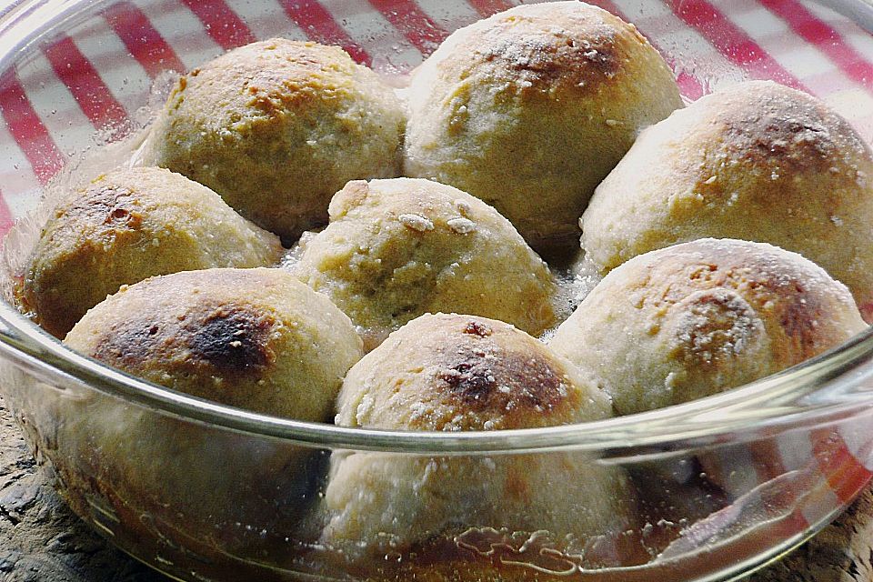 Gebackene Zwetschgenknödel